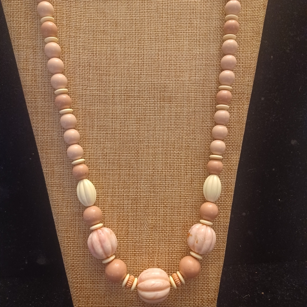 Vintage Avon Necklace